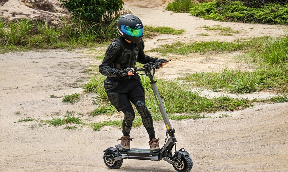 Electric Scooter for Daily Commute | Why 2400W is The Best